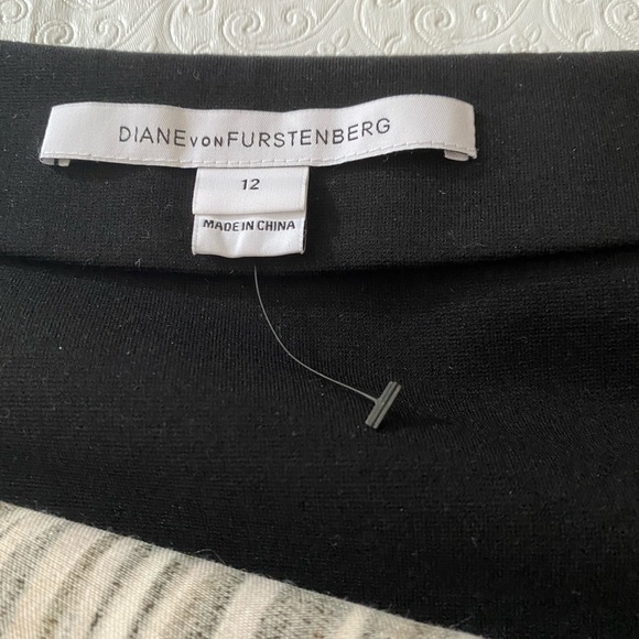 Diane Von Furstenberg Emma Mikado Pencil skirt - Picture 3 of 14